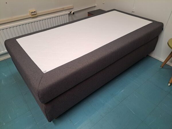 100cm hotellisänky jenkkipatjalla - Image 4