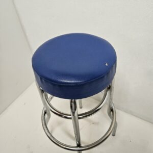 Baarijakkara, sininen nahkaistuin